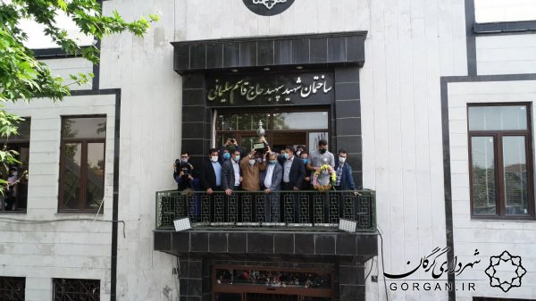 بازیکنان تیم قهرمان بسکتبال شهرداری با استقبال پرشور هواداران به گرگان بازگشتند