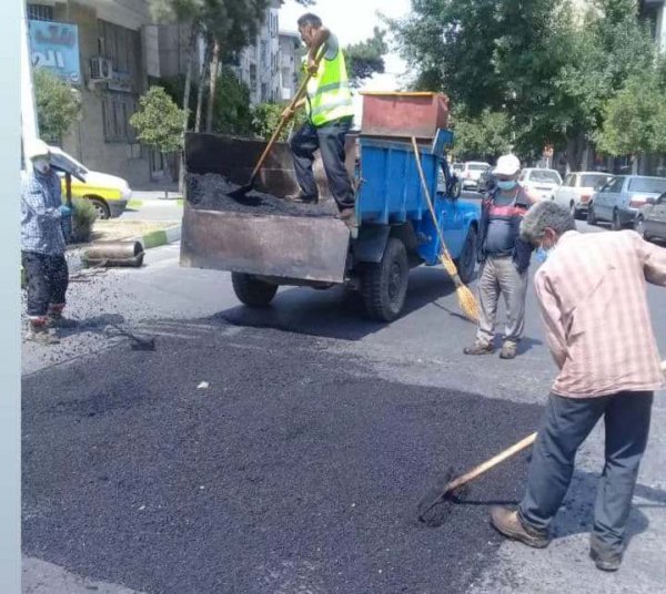 نهضت بهسازی و مرمت آسفالت از سوی شهرداری گرگان با قدرت ادامه دارد