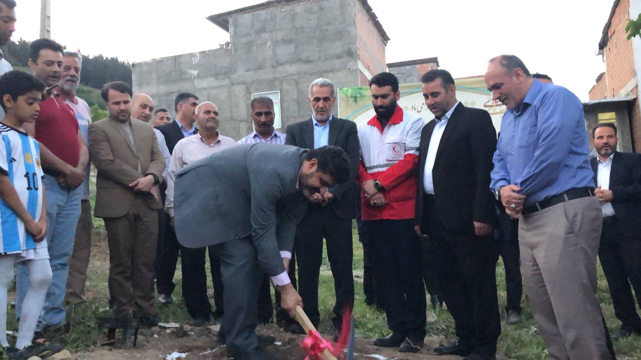  زمین چمن مصنوعی کوی عرفان کلنگ زنی شد...