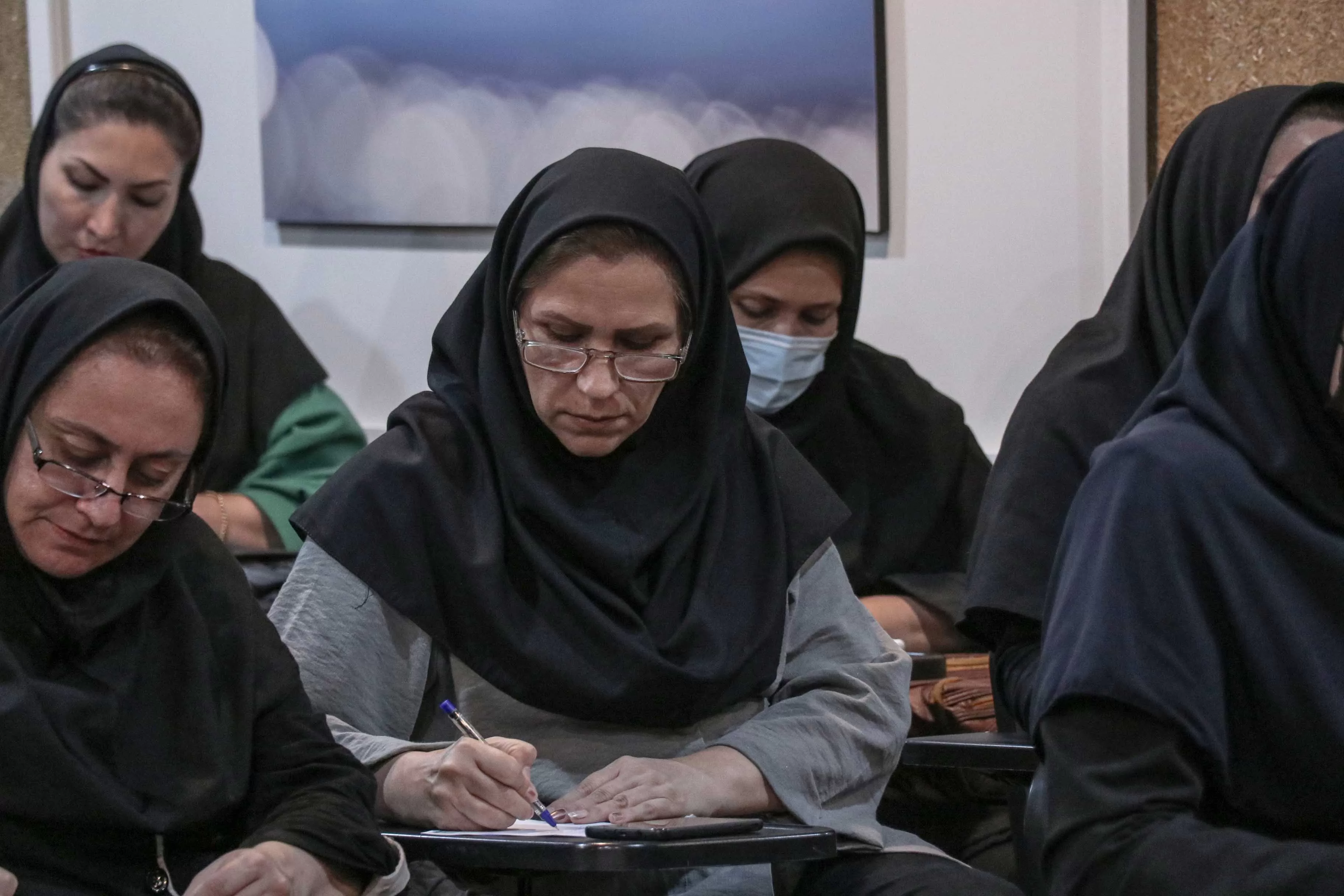نشست خبری سید محمدرضا سیدالنگی شهردار و اعضای شورای شهر و مدیران شهرداری گرگان در محل خانه طبیعت