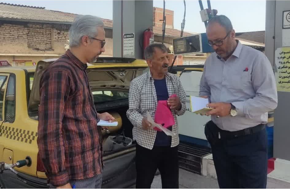 بازدید روزانه و مستمر از جایگاه های سوخت...