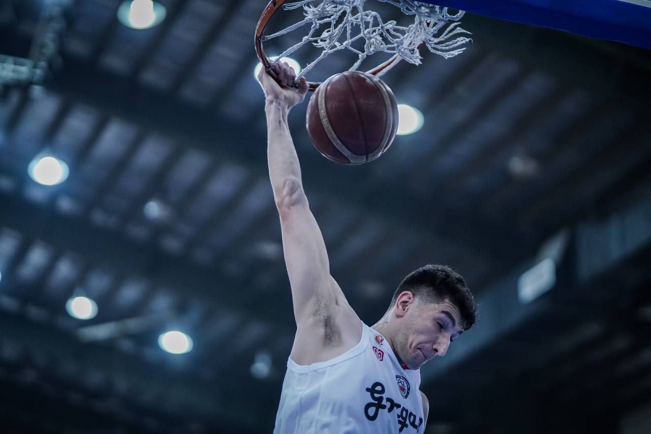 امضای قرارداد با سه بازیکن ملی‌پوش / برای حضور پرقدرت در آسیا آماده می‌شویم