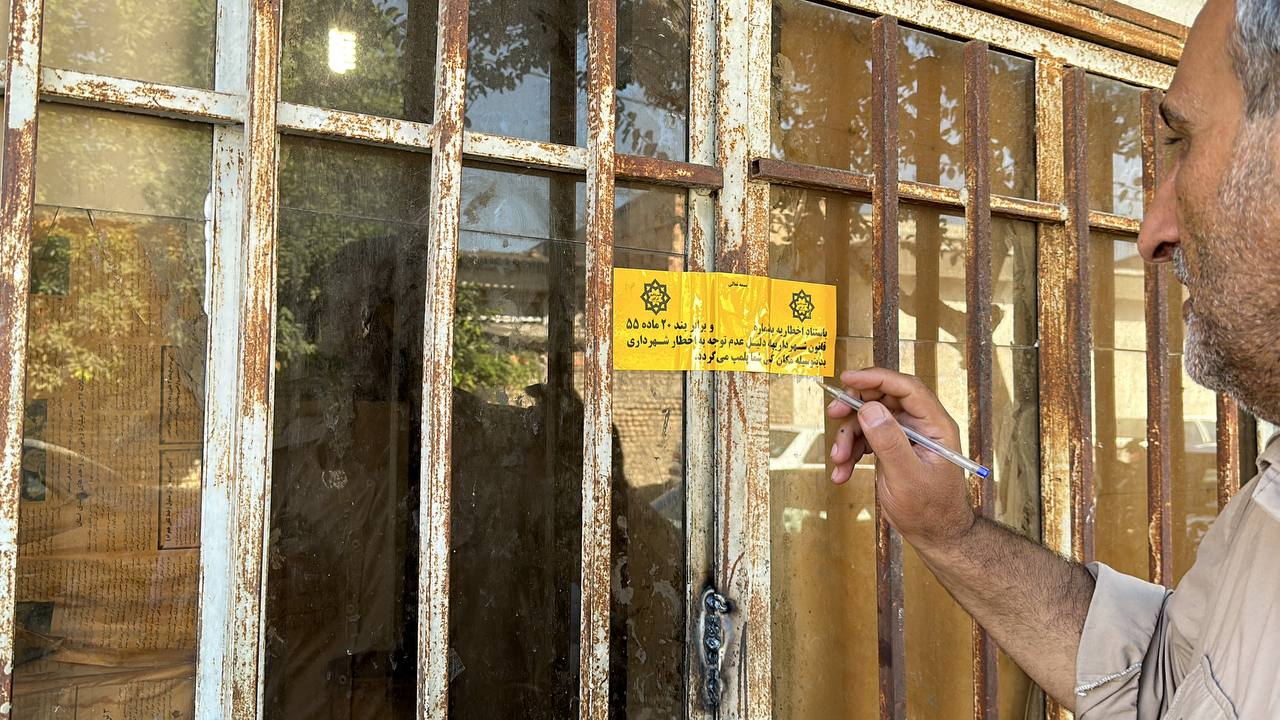 اجرای طرح ضربتی جمع آوری و پلمب مراکز غیر مجاز پسماند خشک در شهر گرگان