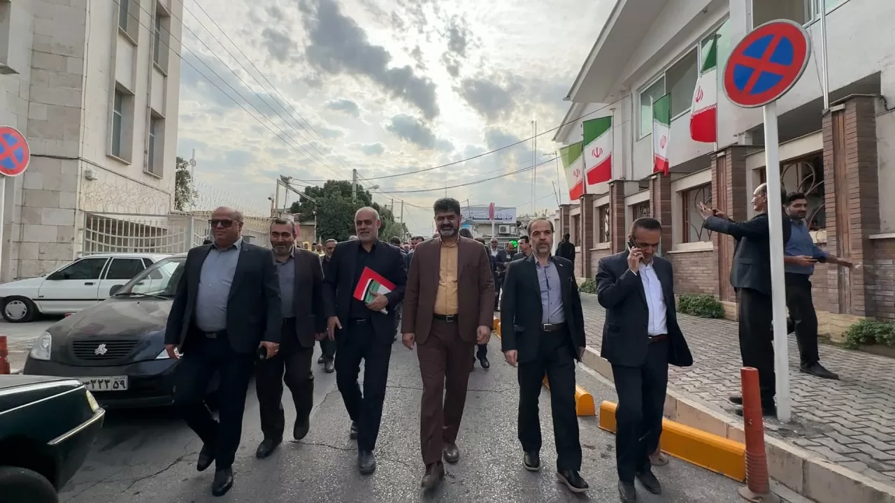 گزارش تصویری/ حضور باشکوه شهردار، اعضای شورای اسلامی شهر و کارکنان شهرداری گرگان در مراسم گرامیداشت یوم الله 13 آبان