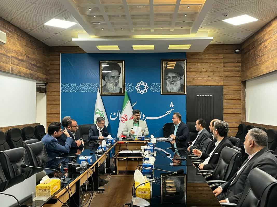 برگزاری نشست شهردار و جمعی از مدیران شهرداری گرگان با معاون اداره کل بازرسی استان گلستان