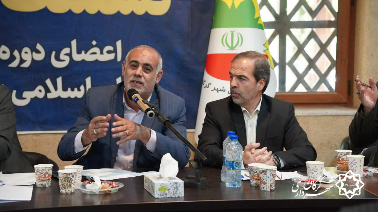 گزارش تصویری 1: برگزاری نشست خبری رئیس و اعضای شورای اسلامی شهر گرگان به مناسبت گرامیداشت هفته شوراها