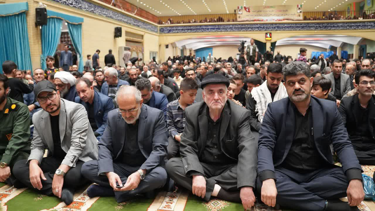 گزارش تصویری: حضور پرشور مردم گرگان در مراسم بزرگداشت شهید آیت‌الله سیدابراهیم رئیسی و همراهان شهیدش