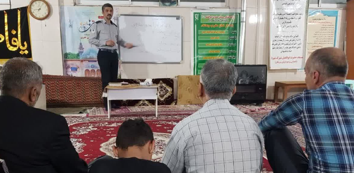 برگزاری آموزش ایمنی برای نمازگزاران مساجد شهر گرگان
