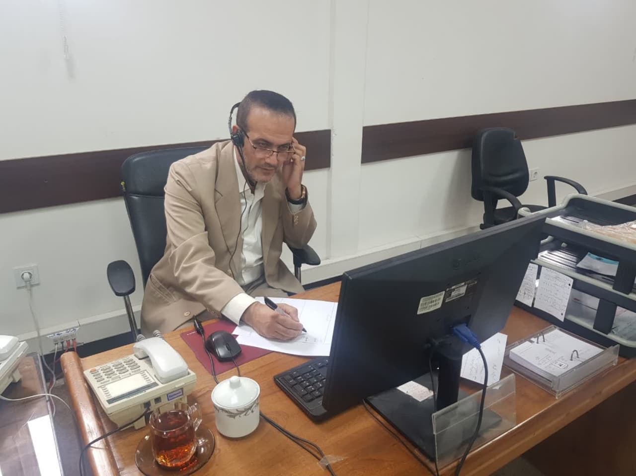 معاون فنی و شهرسازی شهرداری گرگان در سامانه ۱۳۷ حضور یافت