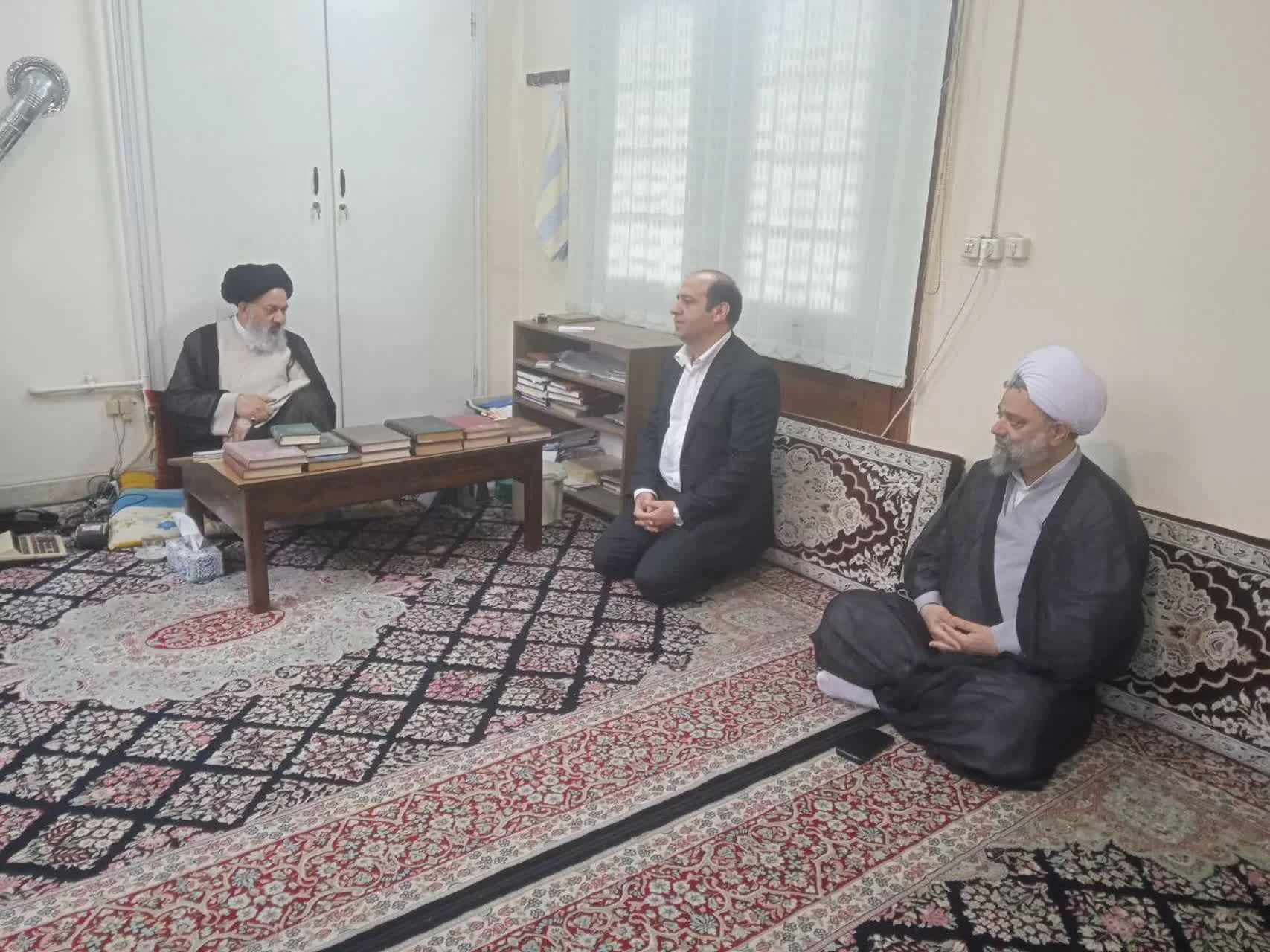 دیدار شهردار گرگان با تولیت مدرسه علمیه رضویه