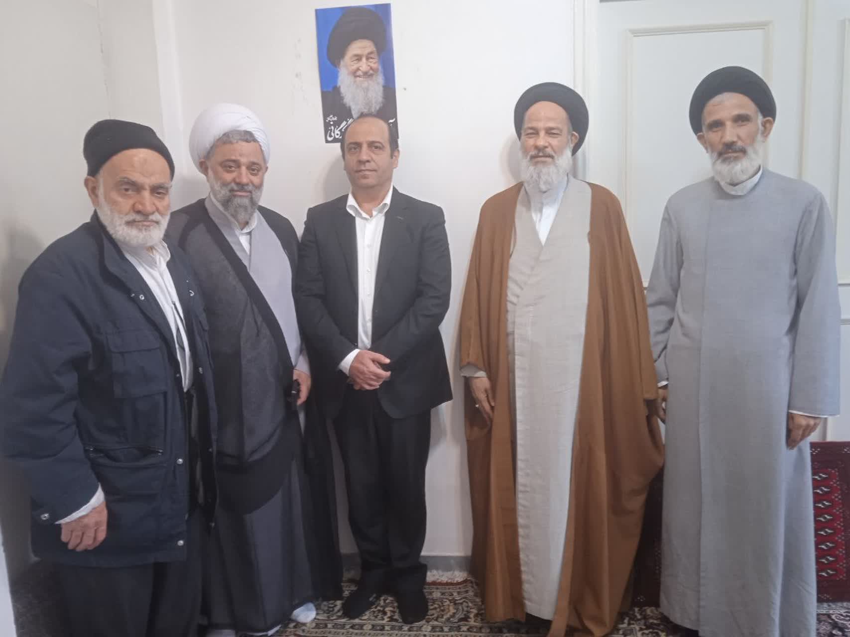 دیدار شهردار گرگان با فرزند مرحوم آیت‌ال...