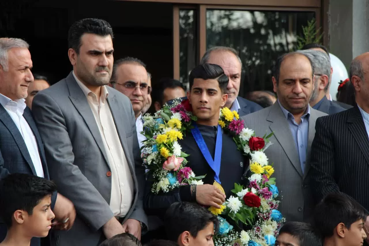 استقبال از مرد تاریخ‌ساز ژیمناستیک ایران در گرگان
