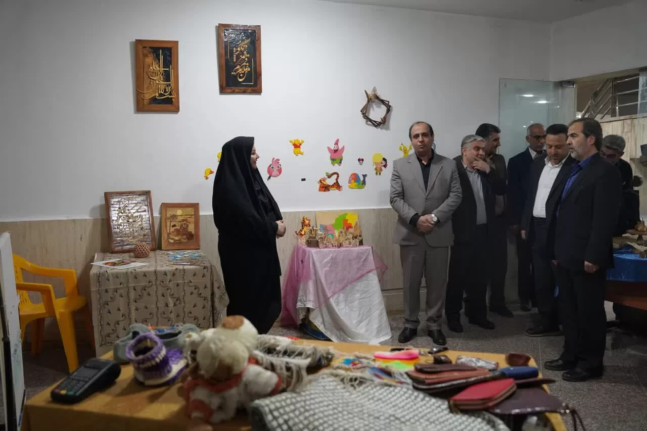 گزارش تصویری 2: آیین بهره‌برداری از پروژه بهسازی میدان بسیج (چهارمین وعده محقق شده شهردار گرگان) و مراسم روز خبرنگار