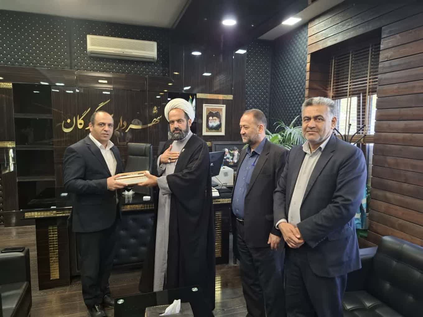دیدار مدیرکل بنیاد شهید و امور ایثارگران گلستان با شهردار گرگان