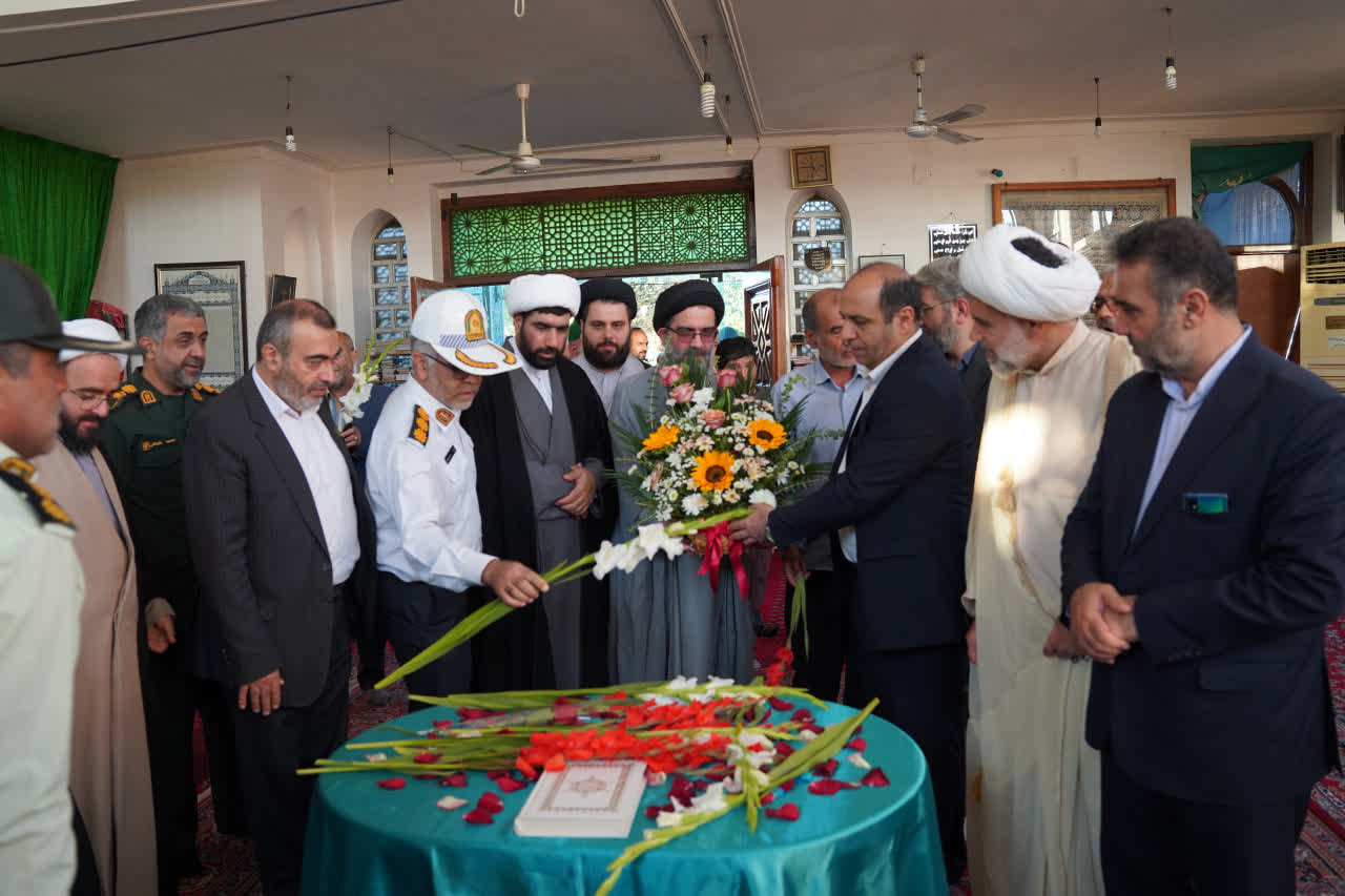 گلباران قدمگاه امام حسن عسکری (ع) در گرگ...