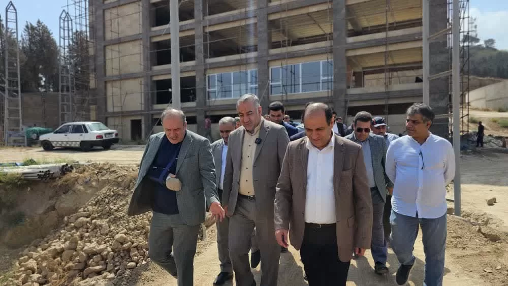 بازدید رئیس دادگستری گلستان از پروژه شهربازی مدرن گرگان