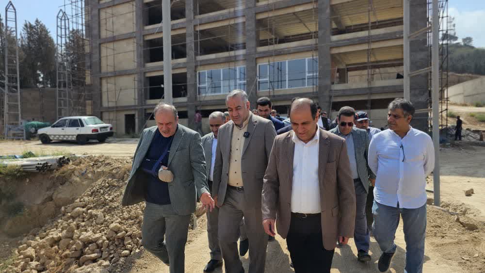 بازدید رئیس دادگستری گلستان از پروژه شهربازی مدرن گرگان