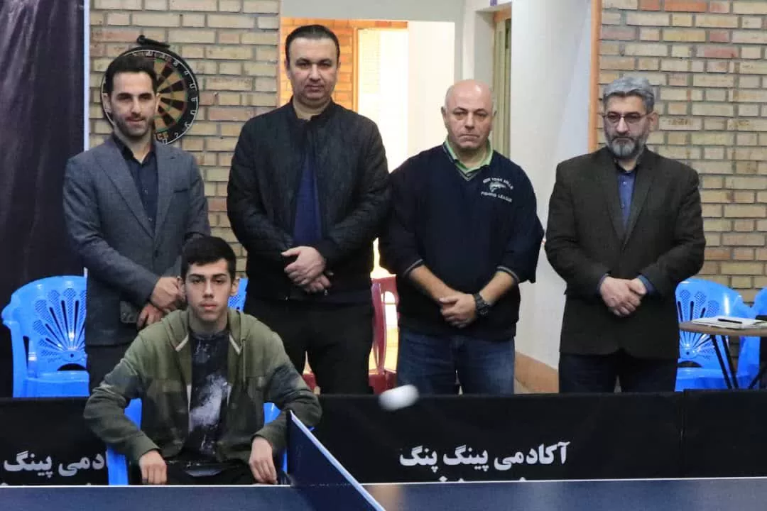 برد کارکنان شهرداری گرگان در مسابقات تنیس روی میز آقایان