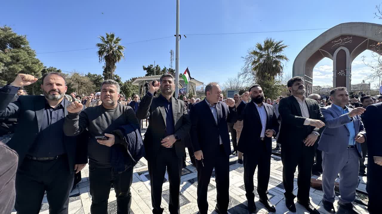 حضور شهردار، اعضای شورای اسلامی شهر و مدیران شهری گرگان در تجمع حمایت مردمی از مردم مظلوم غزه و فلسطین - 5