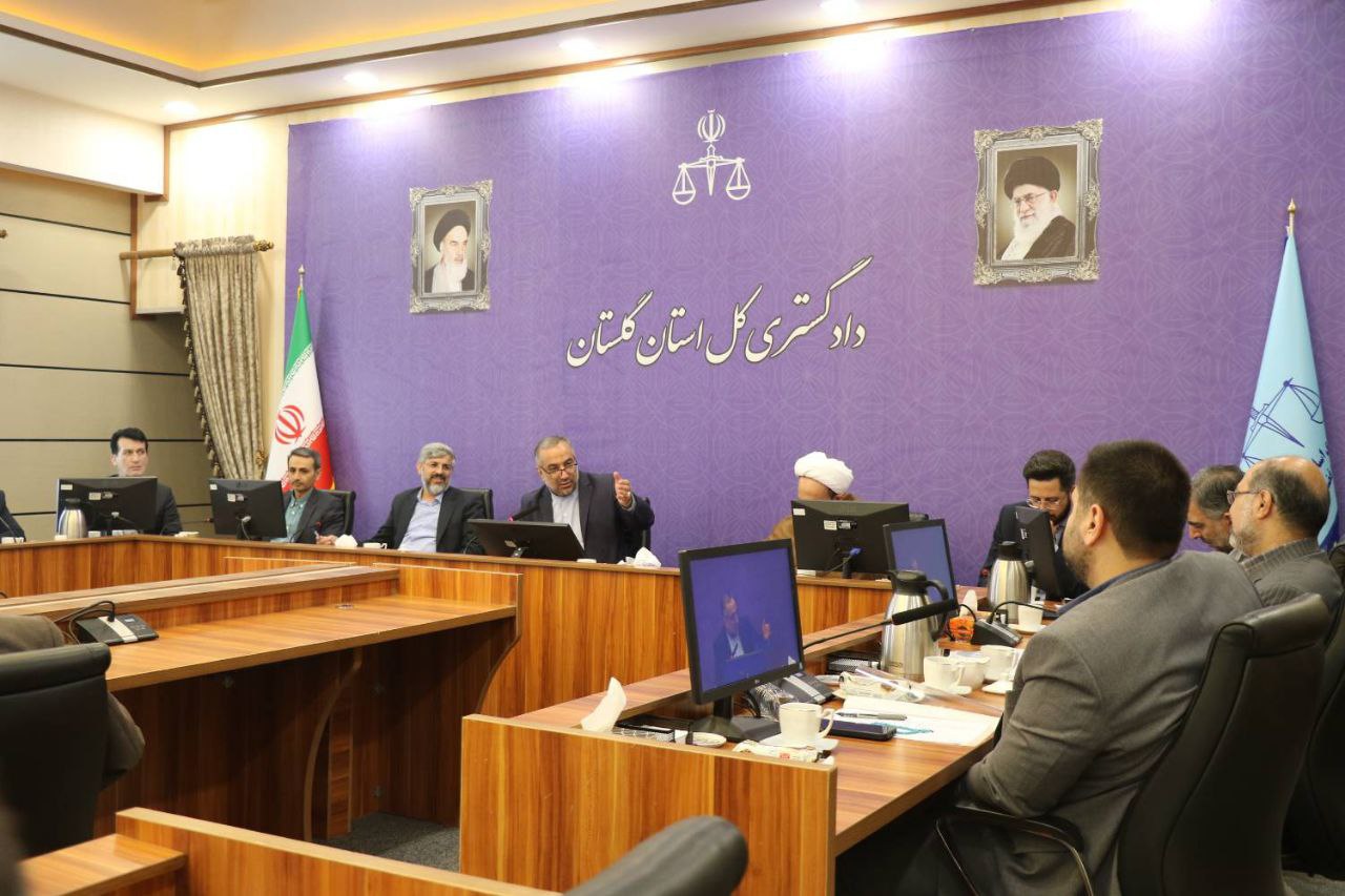 جلسه مسئولان قضایی گلستان با روسای شوراه...