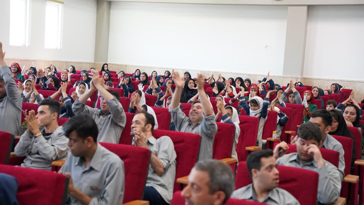 گزارش تصویری 3: برگزاری دومین جشنواره " گلی برای دوست" در گرگان - 5