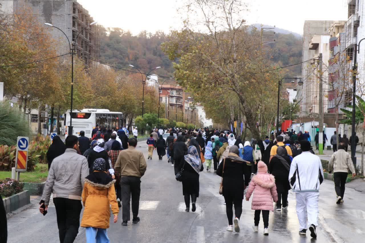 گزارش تصویری 1: همایش بزرگ پیاده‌روی خانوادگی در گرگان - 8