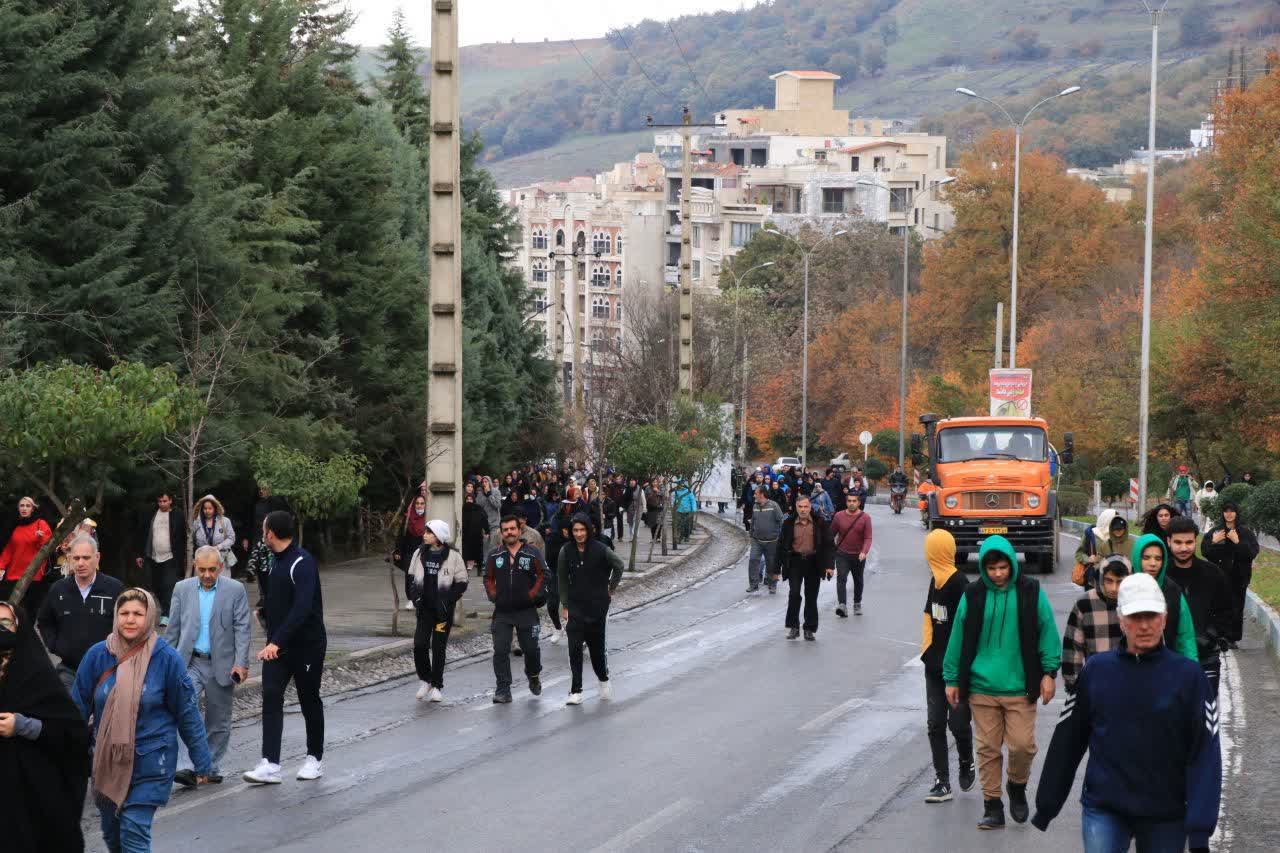 گزارش تصویری 1: همایش بزرگ پیاده‌روی خانوادگی در گرگان - 10