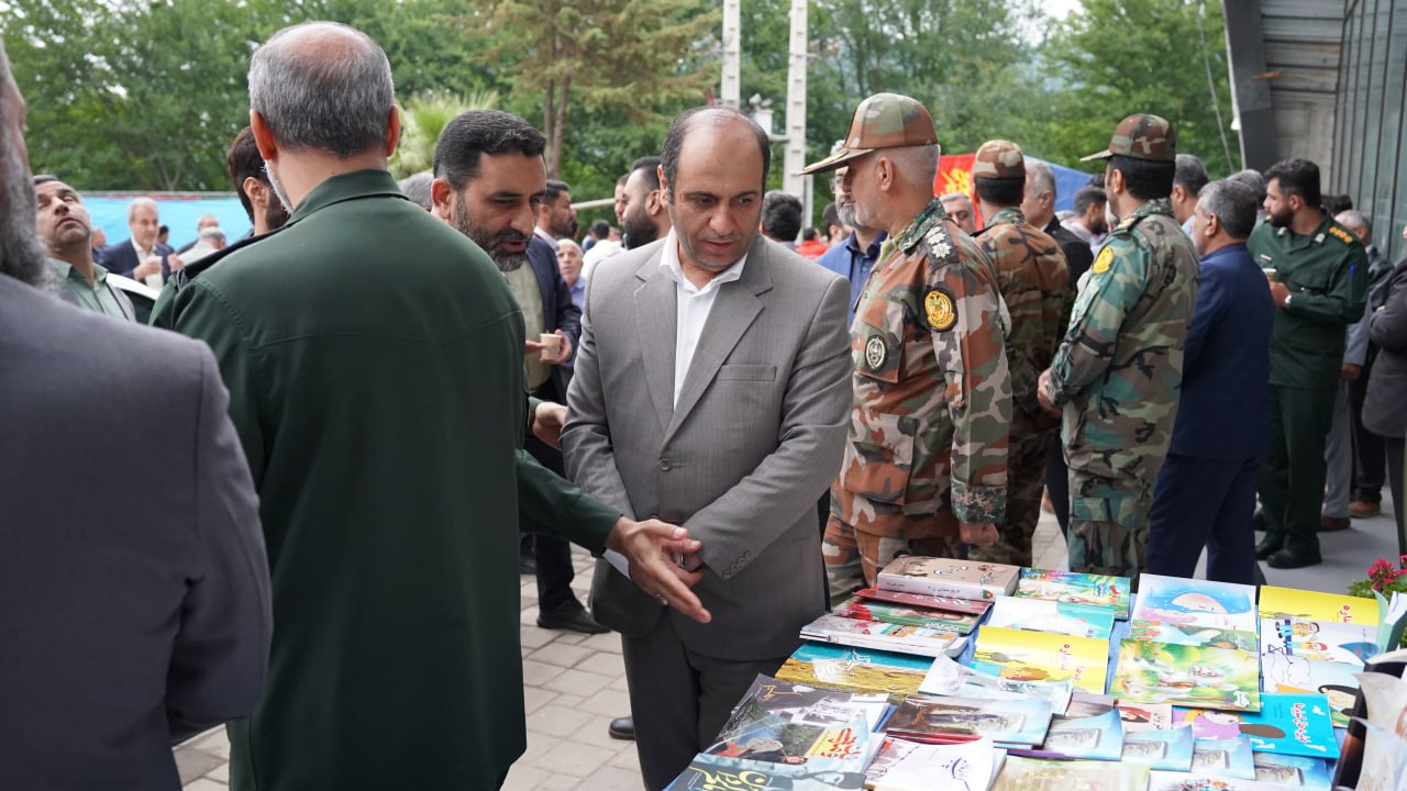 گزارش تصویری(بخش دوم):  مراسم «سفیران عشق و خدمت» یادواره شهیدان فتح خرمشهر و شهدای خدمت - 3