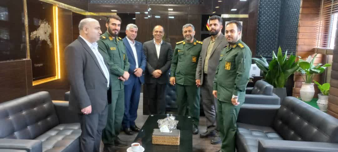 دیدار فرمانده سپاه مرکز استان با سرپرست شهرداری گرگان - 2