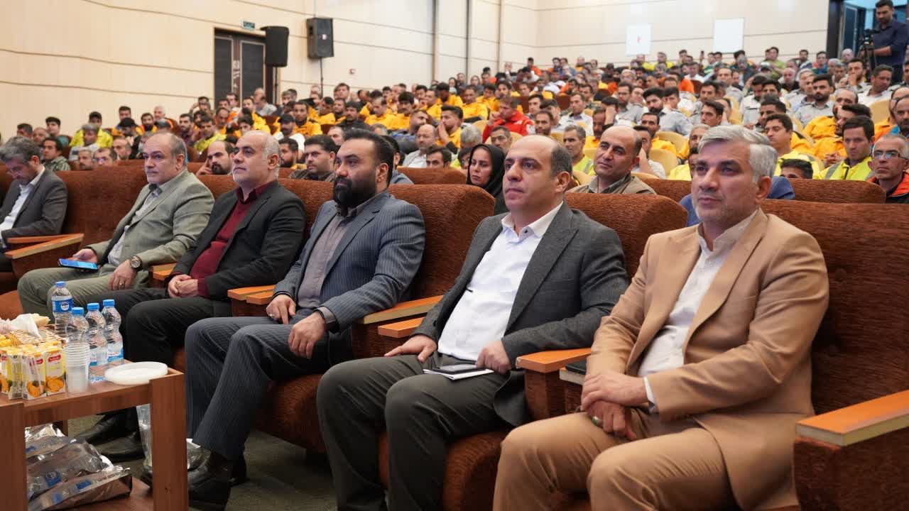 کارگران،مایه آبرو و اعتبار شهرداری هستند - 2