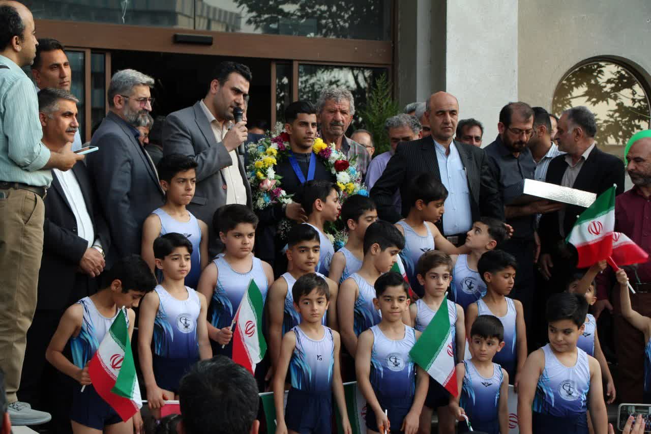 مراسم استقبال از مهدی الفتی قهرمان ژیمناستیک آسیا - 2