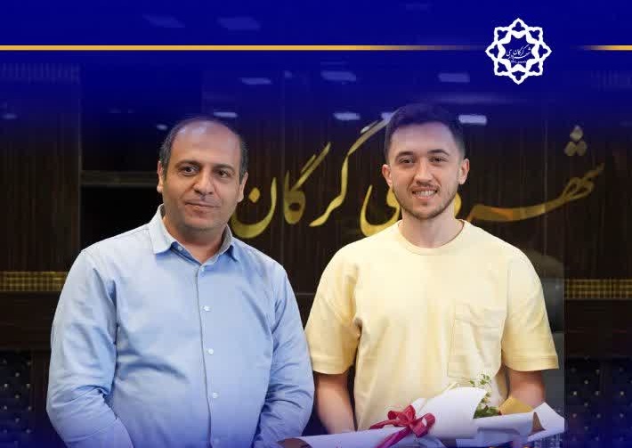 تجلیل شهردار گرگان از بازیکن گرگانی تیم ...