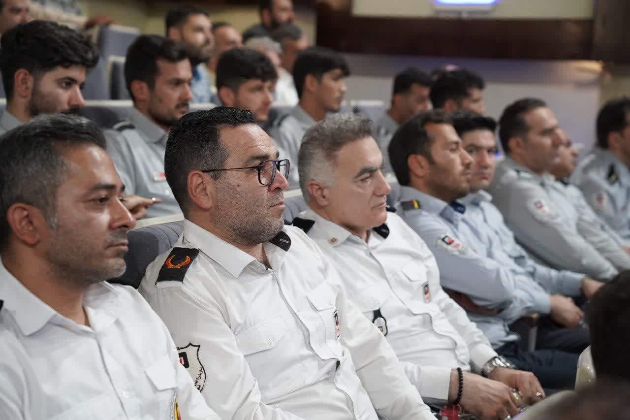 حضور شهردار گرگان، اعضای شورای اسلامی شهر و مدیران شهرداری در آیین متمرکز معرفی پروژه‌های عمرانی و اقتصادی هفته دولت - 5
