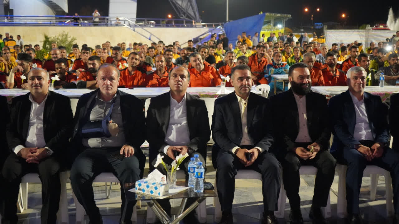 شهردار گرگان: تحقق تبدیل وضعیت کارکنان در اولویت مدیریت شهری است - 10