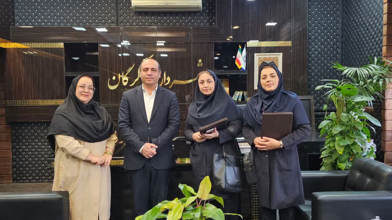 گزارش تصویری: تقدیر شهردار گرگان از پرستاران زحمتکش شهر - 9