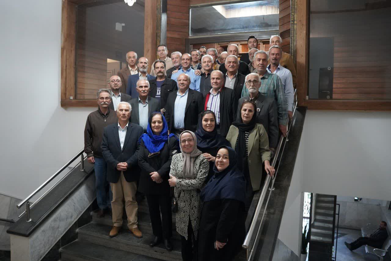 جلسه صمیمی شهردار گرگان با جمعی از فعالان اجتماعی - 8