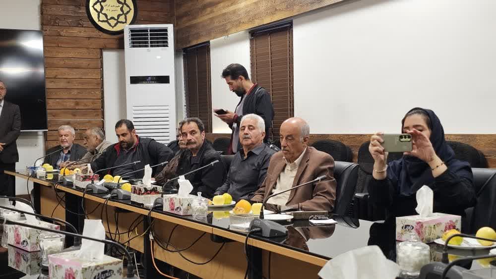 جلسه صمیمی شهردار گرگان با جمعی از فعالان اجتماعی - 6