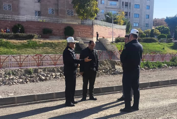 بازدید شهردار گرگان و روسای پلیس راهور از عملیات بازگشایی معبر ضلع شرقی ارتش - 3