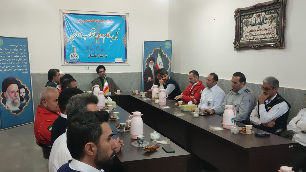 دیدار آیت الله طاهری، نماینده مردم گلستان در مجلس خبرگان رهبری با آتش نشانان شهرداری گرگان - 2