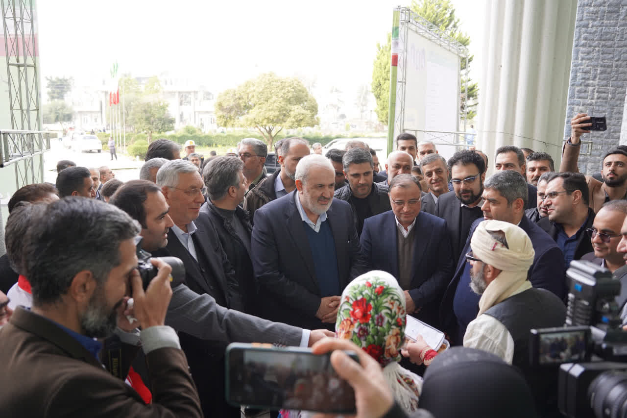 آیین بهره&zwnj;برداری و آغاز عملیات اجرایی پروژه&zwnj;های حوزه صنایع آب و برق استان گلستان - 1